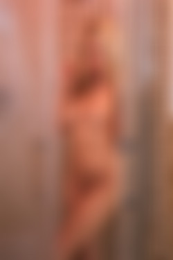 [photodromm.com] 2015-08/[photodromm.com] - 2015.08.10 - Bexie - Pink Shower (x46) 2000x3000/38l.jpg