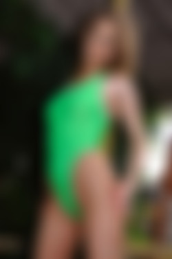 Shiny Leotards/Gallery 036 - Lena S/036sl_038.jpg