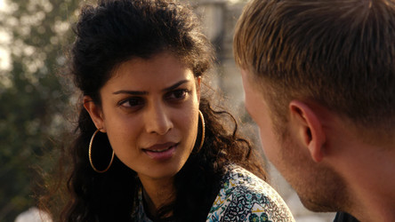 Sense8.S01.2160p.NF.WEB-DL.DDP.5.1.H.265-CHDWEB/Sense8.S01E07.W.W.N.Double.D.2160p.NF.WEB-DL.DDP.5.1.H.265-CHDWEB.mkv