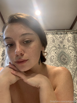 Onlyfans.com - juicyjade9/Images/03-01-2021-2000713954.jpg