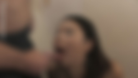TigerrJuggs.com/Galleries/Cum Pigs/150506_04.jpg
