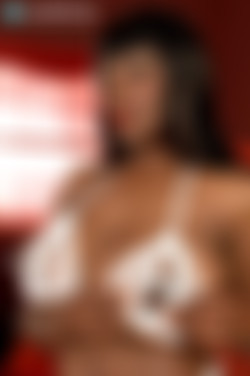 Scoreland.com SiteRip - Part #2/2009.01.19-Wear, Then Bare-Camille Morgan/1600/CamilleMorgan03.jpg