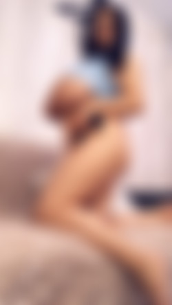 Onlyfans.com - bboobscarol_/Images/25-06-2020-465854046.jpg