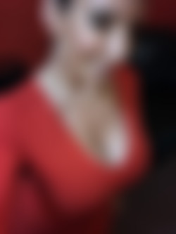 Sara Jay photos [OnlyFans.com]/[0381218] Curvy tight red dress (1) [2017-07-15].jpg