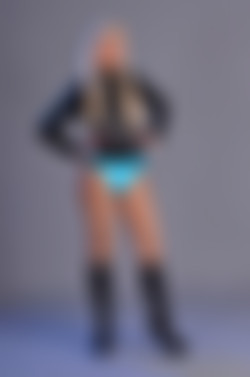 Shiny Leotards/Gallery 032 - Tanya H/032sl_001.jpg