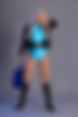 Shiny Leotards/Gallery 032 - Tanya H/032sl_040.jpg
