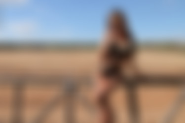 photodromm.com - 2013-08 - 2013-10/photodromm.com - 2013-10/laura - the fence 2/04l.jpg
