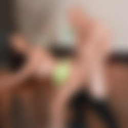 Sarah Illustrates - Guess Who'S Cumming To Dinner (05.07.2023)_1080p.mp4