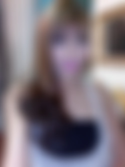 HelloLadyboy.com 2/Wine_Intro/wine1_profile_060-by-am.jpg