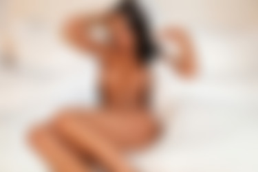 photodromm.com - 2012-04/ambra - 05 - the bedroom/38.jpg