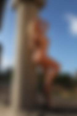 photodromm.com - 2012-04/evelyn - 12 - monumental 2/24l.jpg