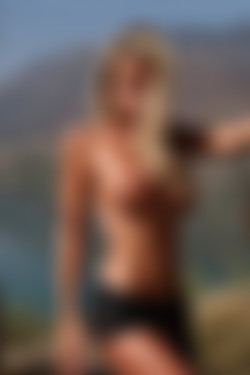 photodromm.com - 2012-10/janine - 02 - naked code 2/04l.jpg