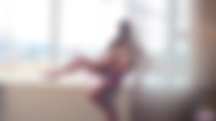 LeanneCrow.com (2012-2017)/Powder Blue Lace 1 (2017.05.19).mp4
