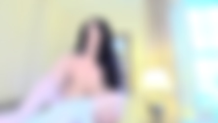 LeanneCrow.com (2012-2017)/Fan Outfit Pink Top 2 (2016.08.05).mp4